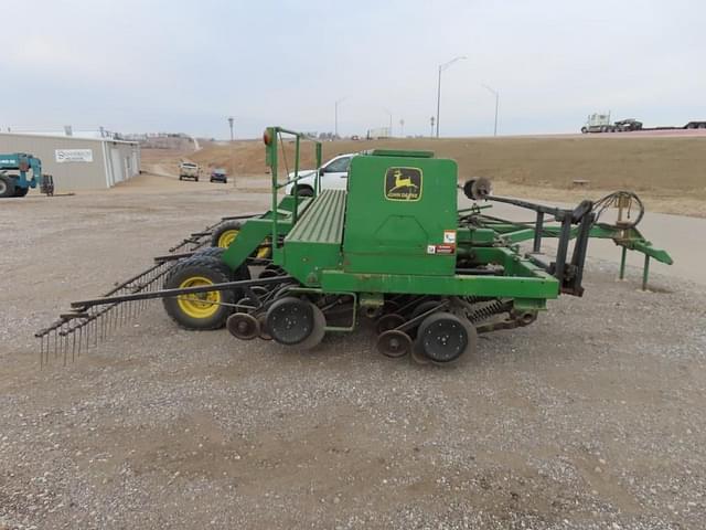 Image of John Deere 750 equipment image 3