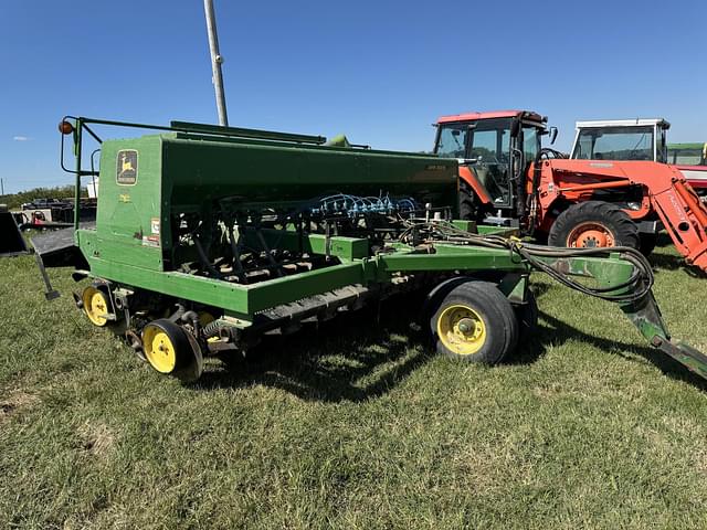 Image of John Deere 750 equipment image 1