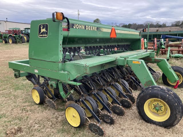 Image of John Deere 750 equipment image 1