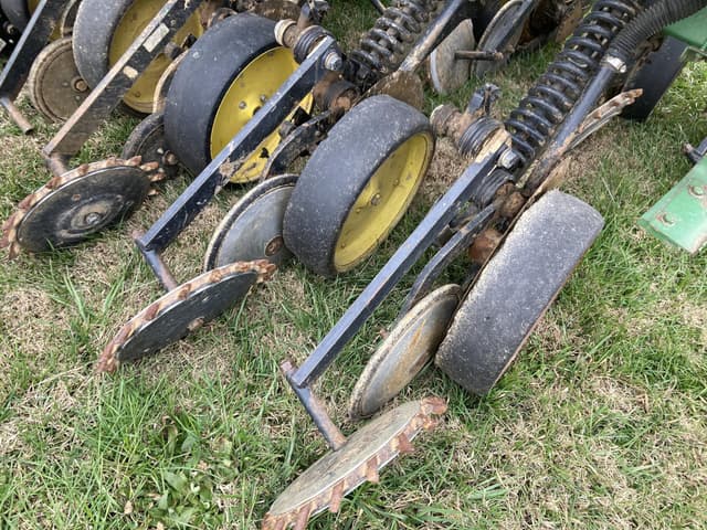 Image of John Deere 750 equipment image 3