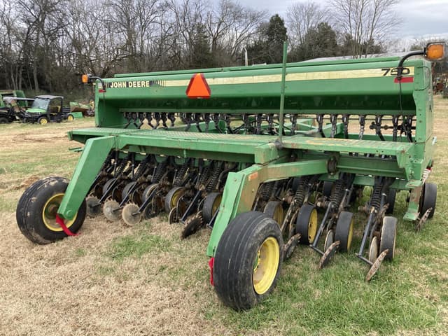 Image of John Deere 750 equipment image 4