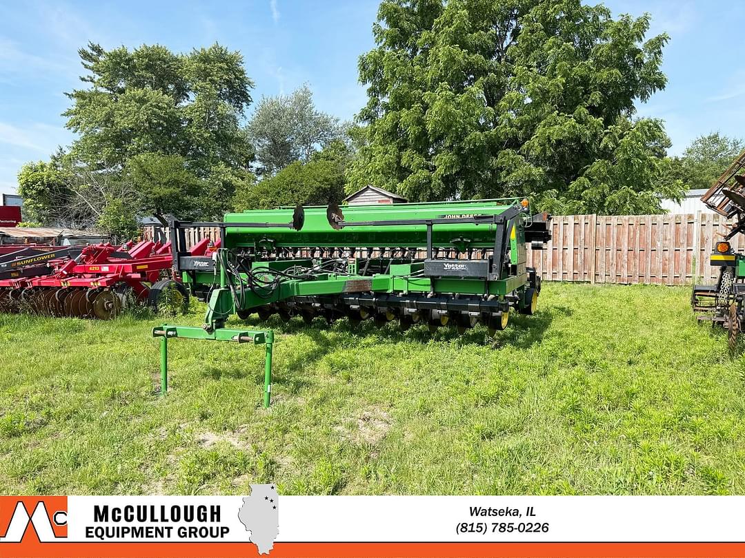 Image of John Deere 750 Primary image