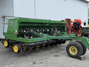 1994 John Deere 750 Image