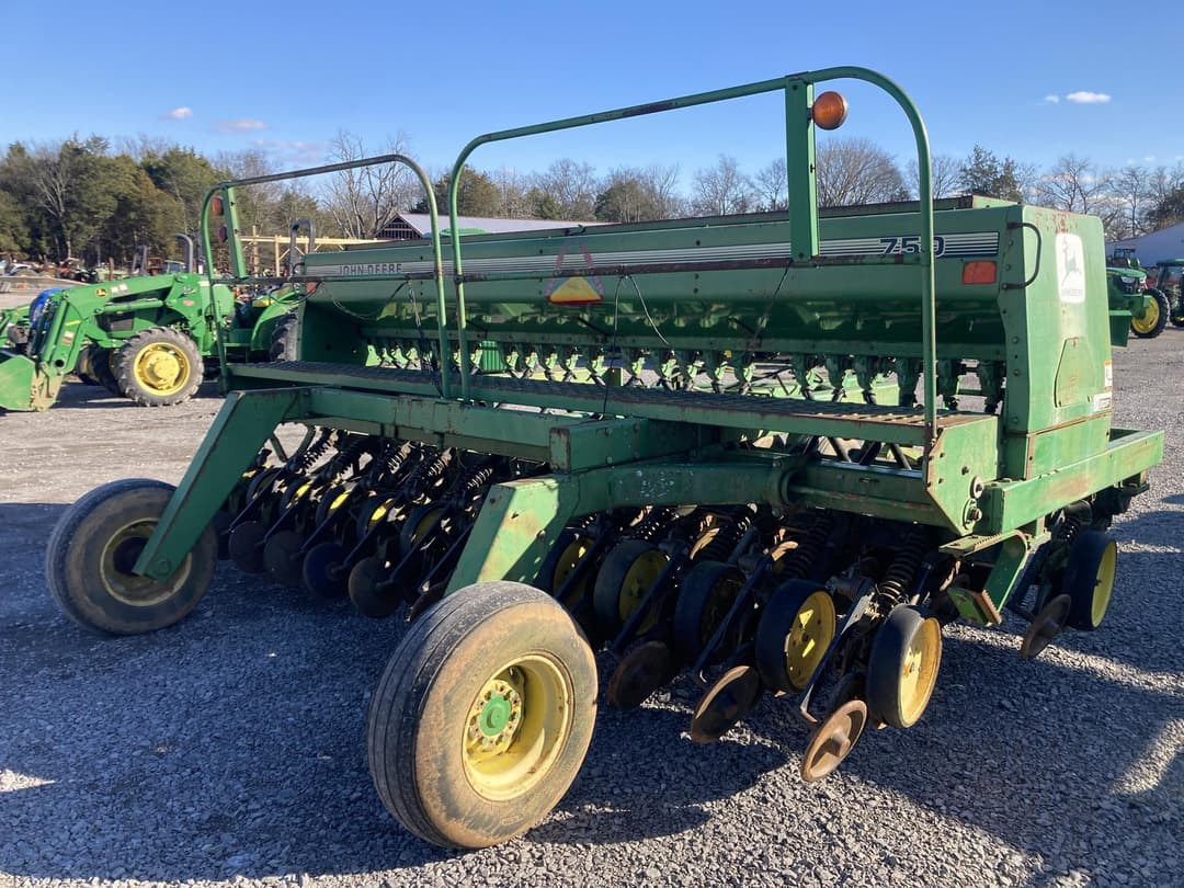 Image of John Deere 750 Primary image