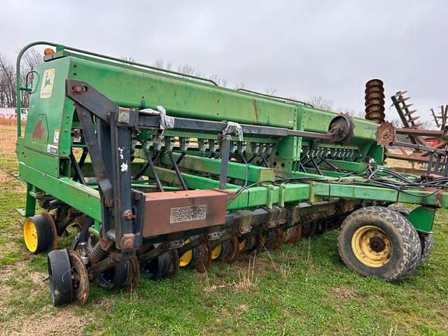 Image of John Deere 750 equipment image 3