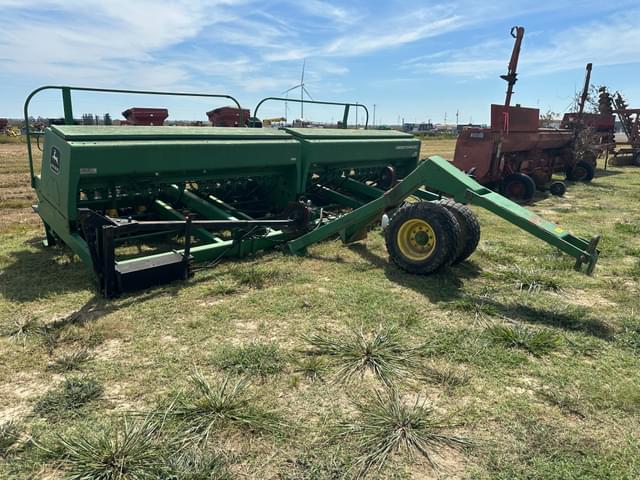 Image of John Deere 750 equipment image 1