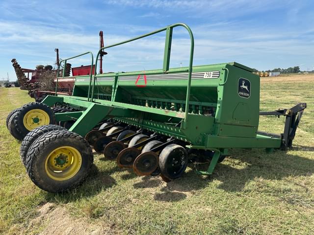 Image of John Deere 750 equipment image 2