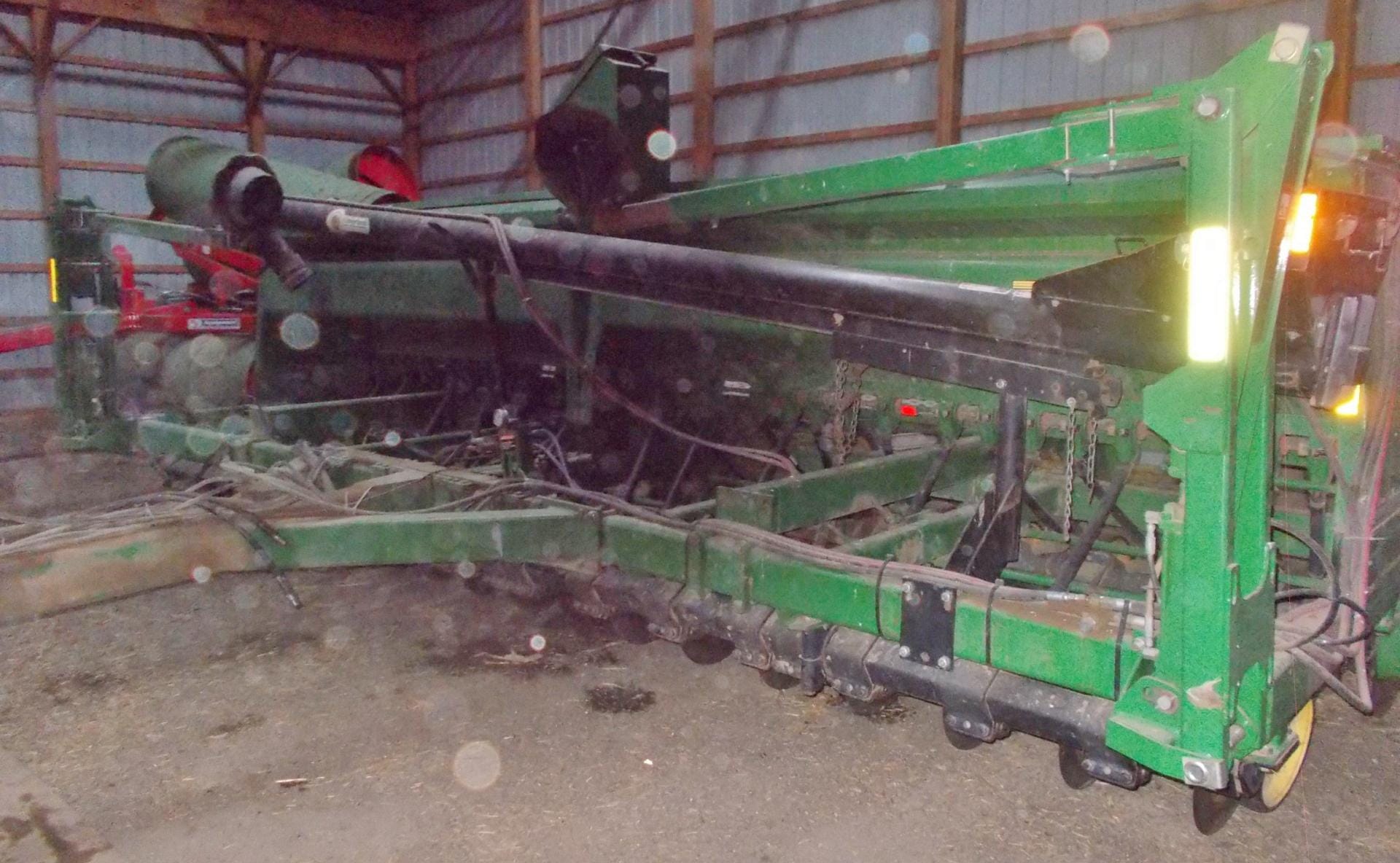 Main image John Deere 750