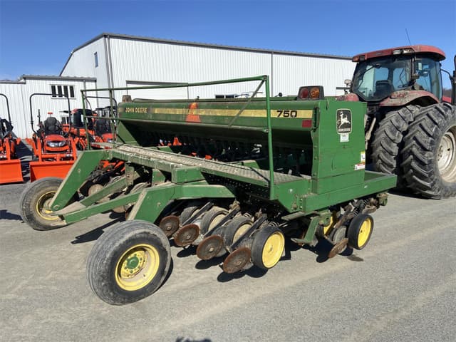 Image of John Deere 750 equipment image 1