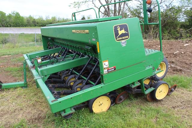 Image of John Deere 750 equipment image 2