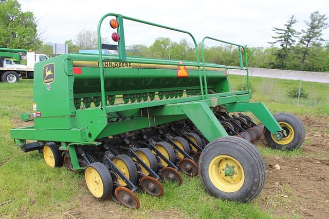 Image of John Deere 750 equipment image 4