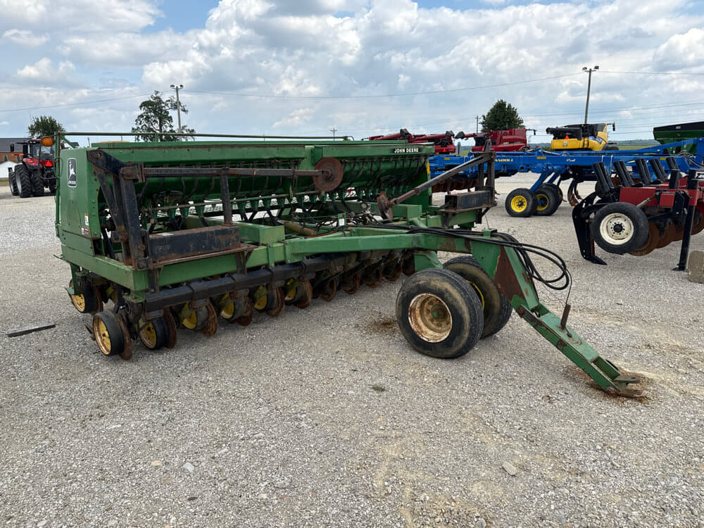 Image of John Deere 750 Primary image