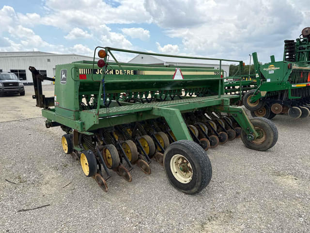 Image of John Deere 750 equipment image 4
