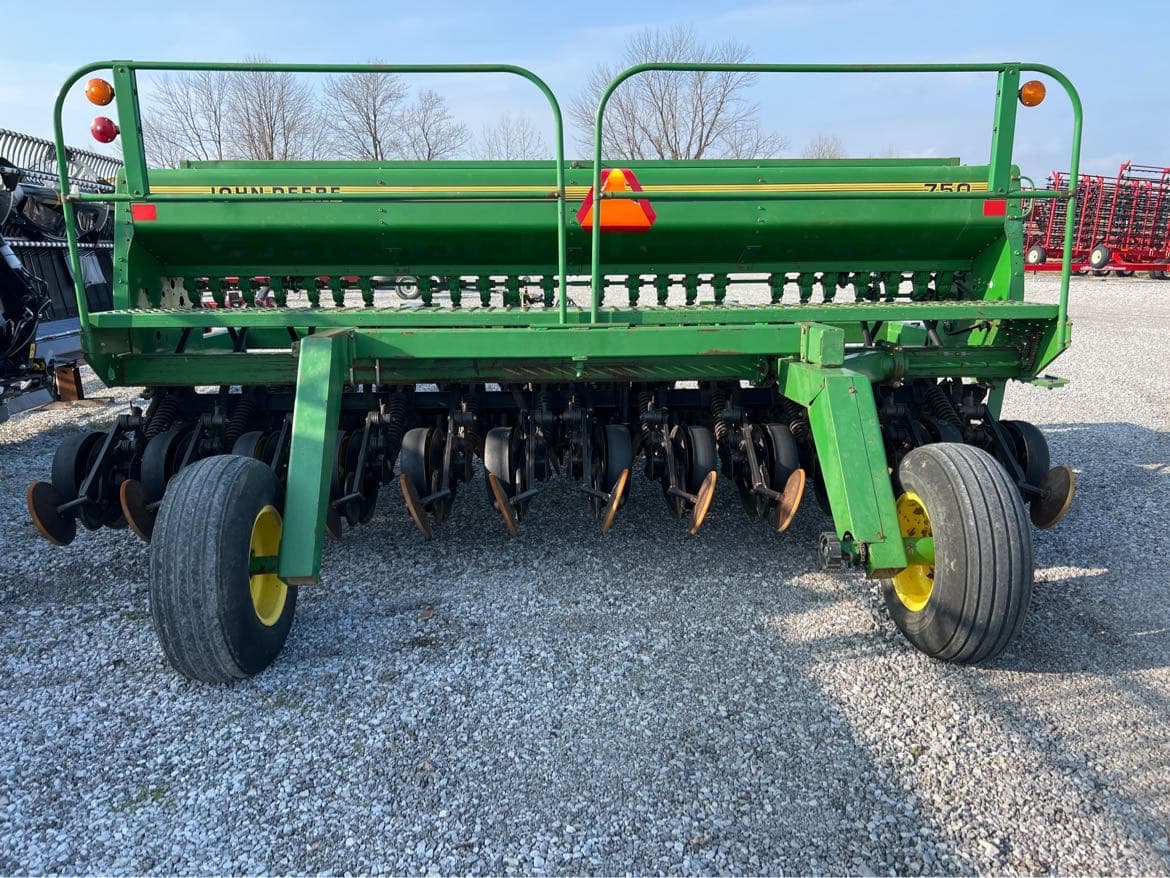 Tractor Zoom John Deere 750