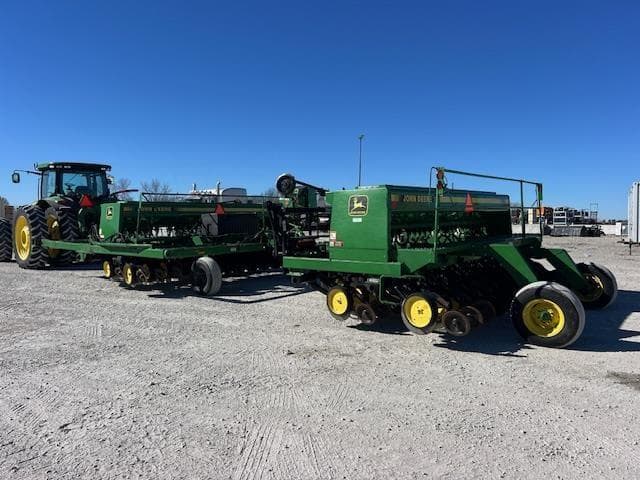 Image of John Deere 750 equipment image 2