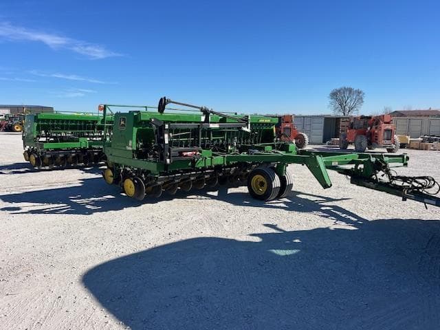 Image of John Deere 750 equipment image 3