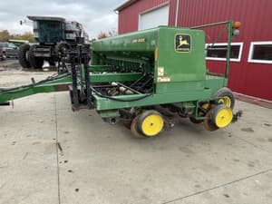 John Deere 750 Image