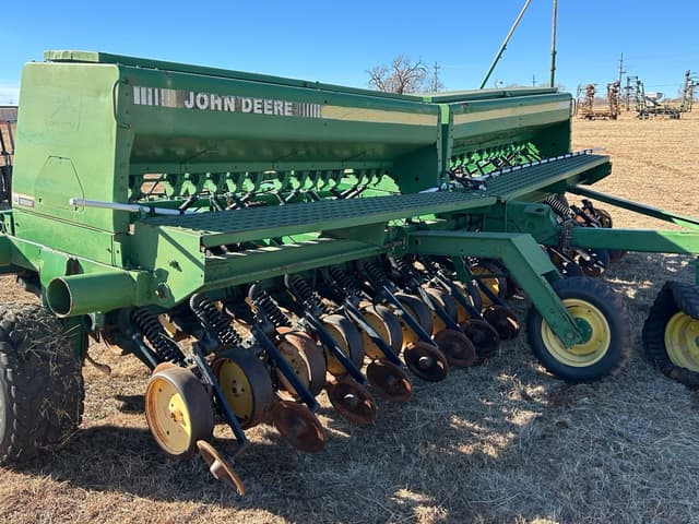 Image of John Deere 750 equipment image 2