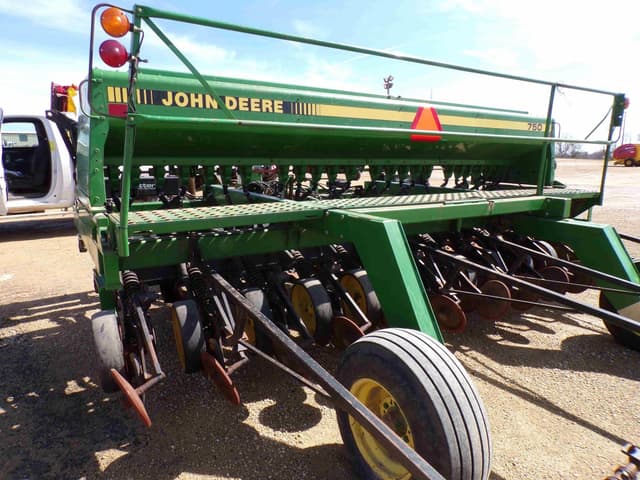 Image of John Deere 750 equipment image 4