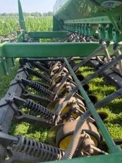 Image of John Deere 750 equipment image 4