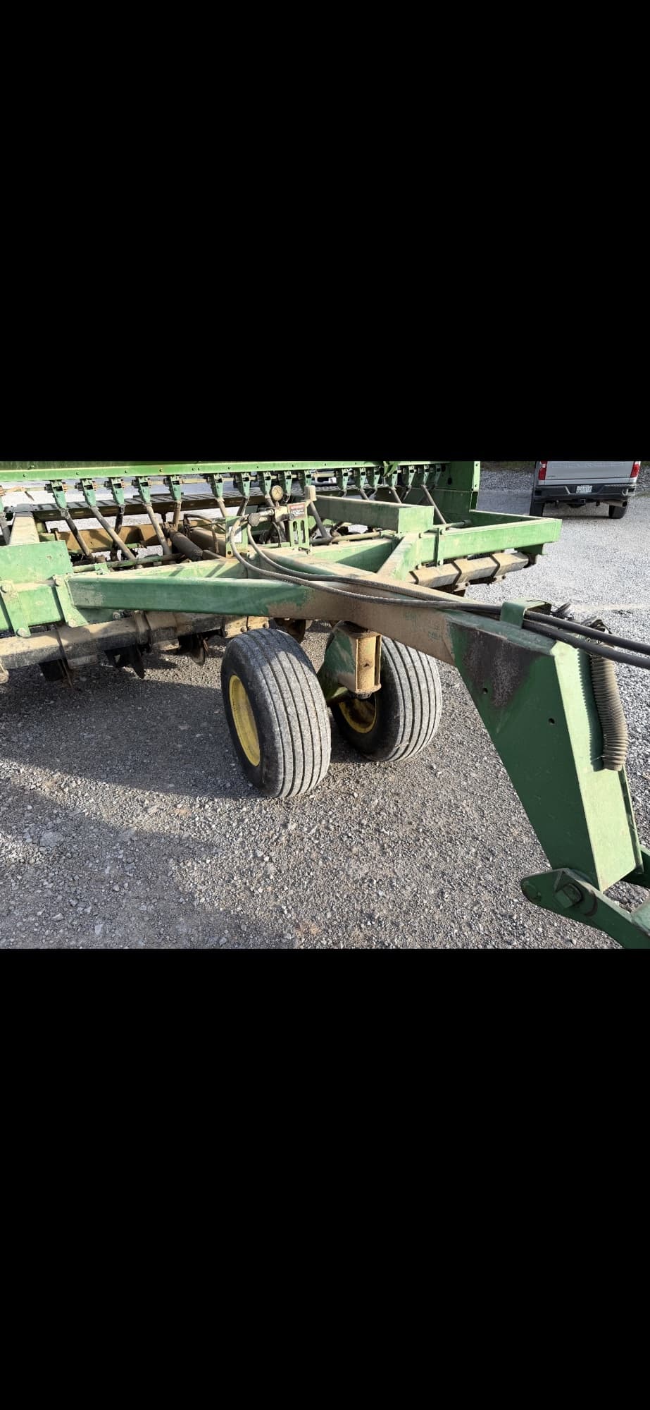 Image of John Deere 750 Primary image