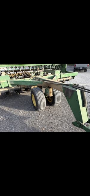 John Deere 750 Image