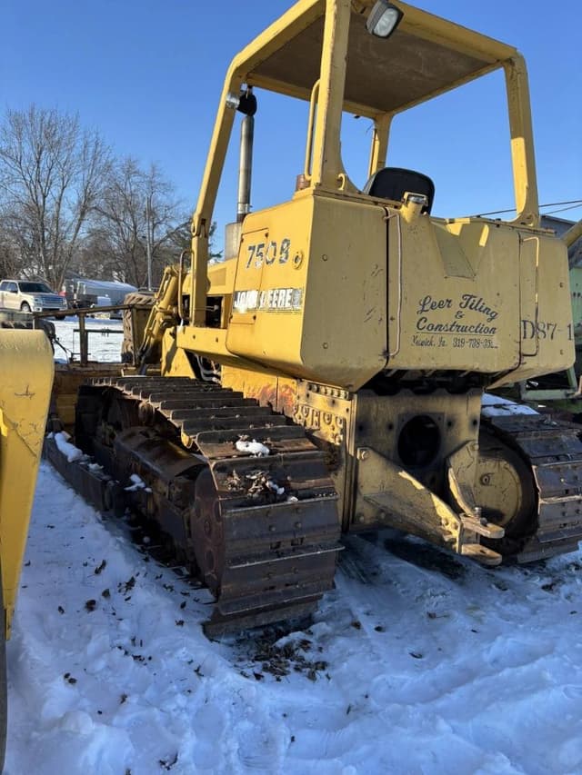 Image of John Deere 750B equipment image 2