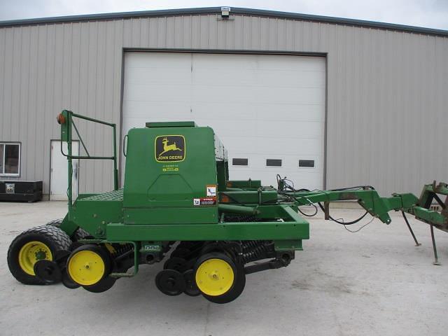 Image of John Deere 750 equipment image 3