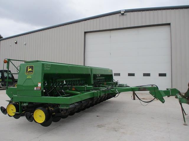 Image of John Deere 750 equipment image 1