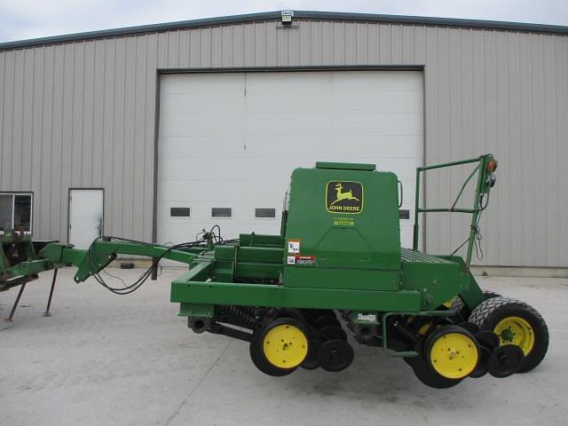 Image of John Deere 750 equipment image 2