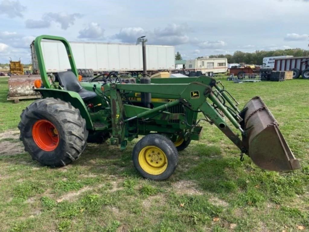 Image of John Deere 750 Primary image