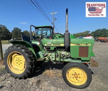 Main image John Deere 750