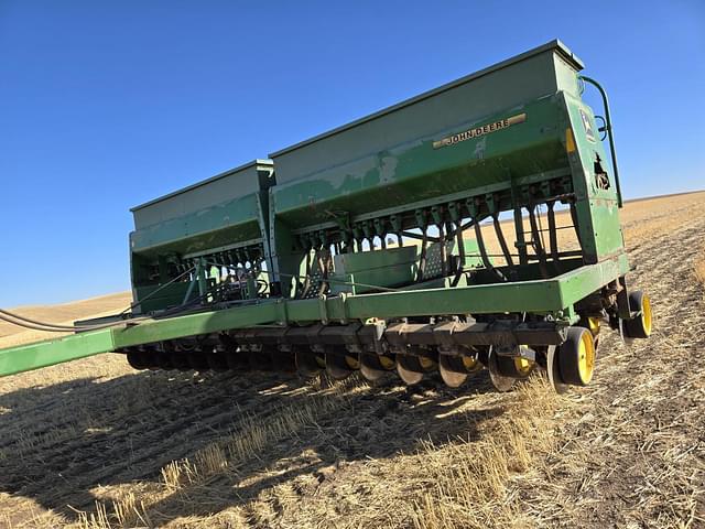 Image of John Deere 750 equipment image 4