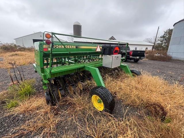 Image of John Deere 750 equipment image 3