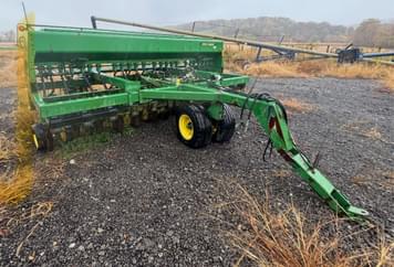 Main image John Deere 750