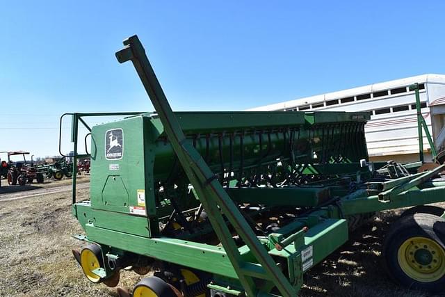 Image of John Deere 750 equipment image 2