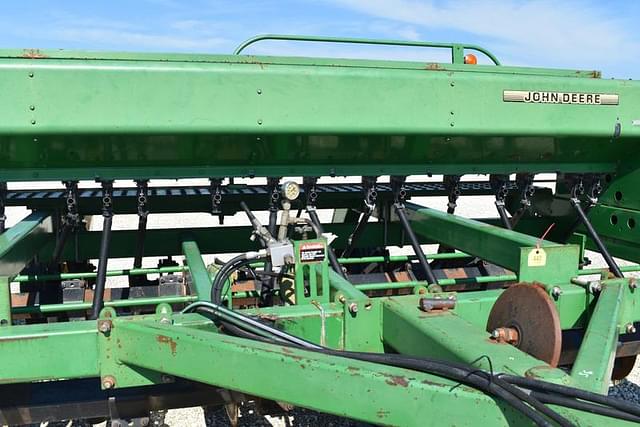Image of John Deere 750 equipment image 4