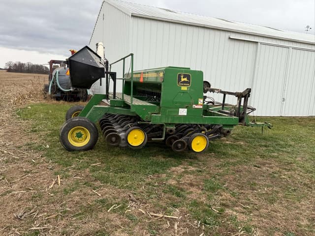 Image of John Deere 750 equipment image 4