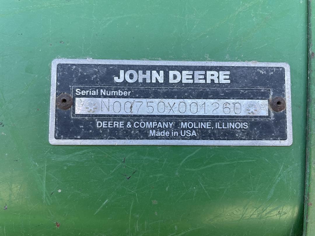 Image of John Deere 750 Image 1