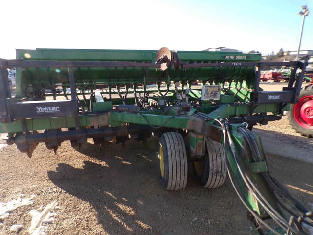 Image of John Deere 750 equipment image 2