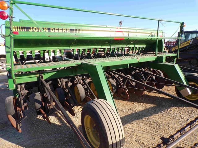 Image of John Deere 750 equipment image 4