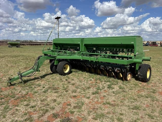 Image of John Deere 750 equipment image 1