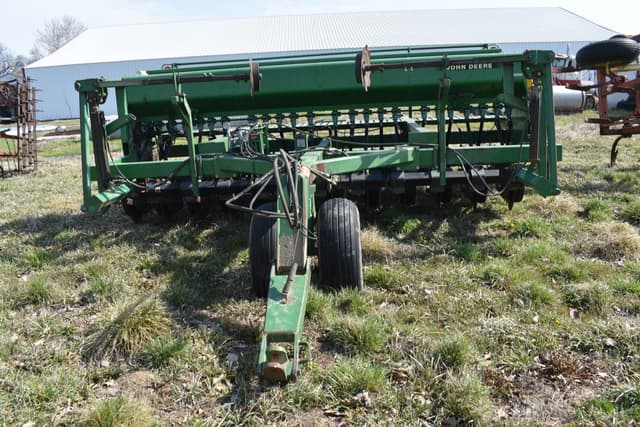 Image of John Deere 750 equipment image 1