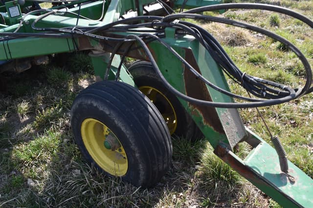 Image of John Deere 750 equipment image 4