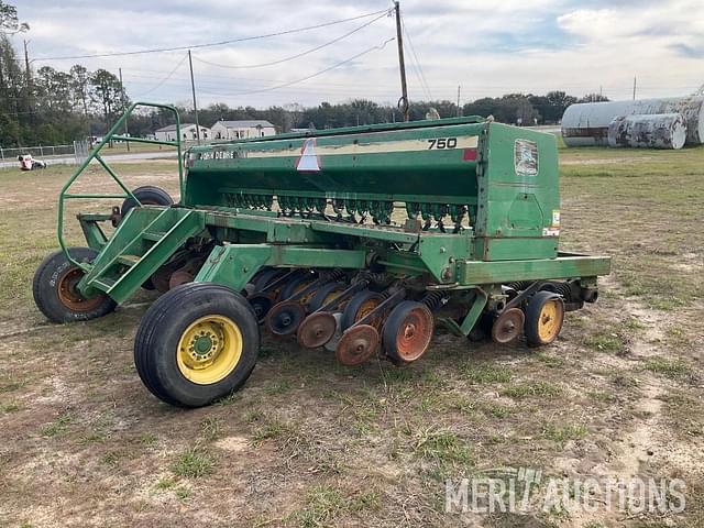 Image of John Deere 750 equipment image 3