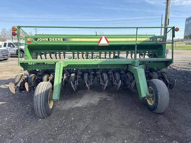 Image of John Deere 750 equipment image 2
