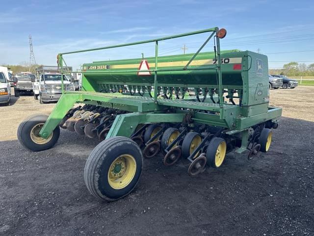 Image of John Deere 750 equipment image 3