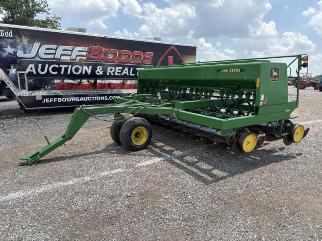 Image of John Deere 750 Primary image