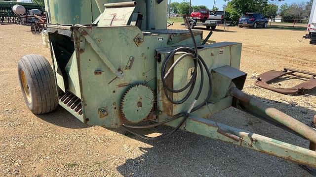 Image of John Deere 750 equipment image 4