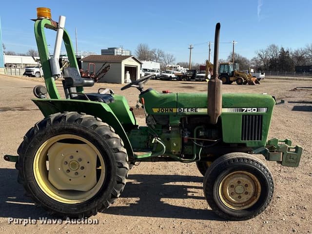 Image of John Deere 750 equipment image 3